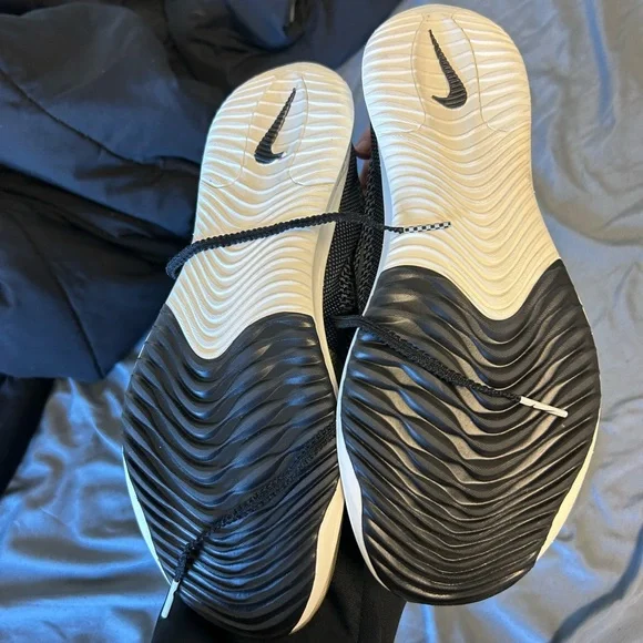 Brand new Nike streakfly NWOT - Picture 6 of 7